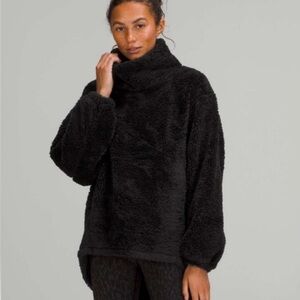 NWT Cozy Black Fleece Turtleneck Sweater